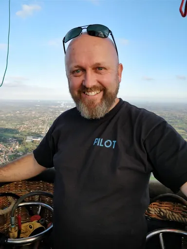 Wim Maet, piloto de globo y fundador de Quick Release